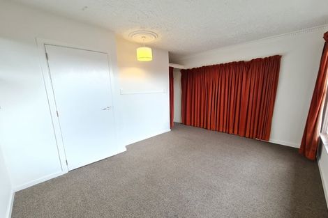 Photo of property in 99 Avonhead Road, Avonhead, Christchurch, 8042