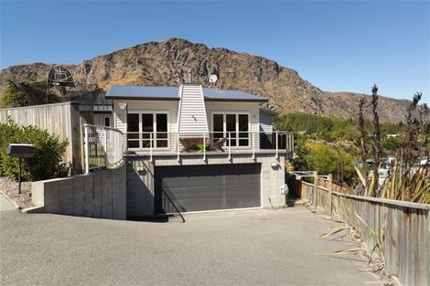 Photo of property in 7 Morning Star Terrace, Arthurs Point, Queenstown, 9371