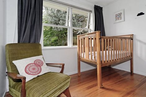 Photo of property in 16 Mariana Place, Glen Eden, Auckland, 0602