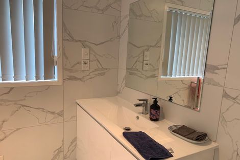 Photo of property in 7 Sutton Crescent, Papakura, 2110