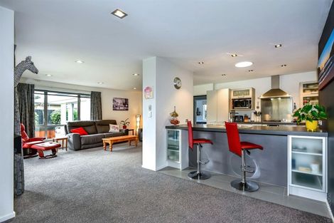 Photo of property in 35 Reka Street, Parklands, Christchurch, 8083