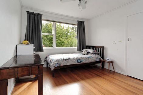 Photo of property in 16 Mariana Place, Glen Eden, Auckland, 0602