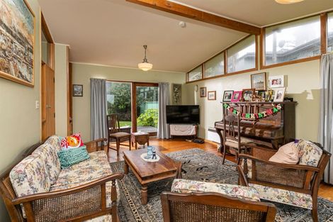Photo of property in 43 Rock Isle Road, Torbay, Auckland, 0630