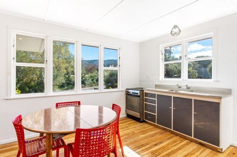 Photo of property in 666 Main Road North, Te Marua, Upper Hutt, 5018