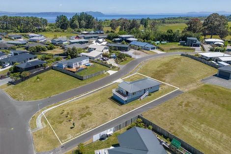Photo of property in 2 Wai Kite Kite Place, Motuoapa, 3382