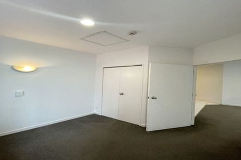 Photo of property in Terrace Tower Apartments, 4b/126 The Terrace, Wellington Central, Wellington, 6011