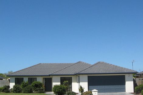 Photo of property in 9 Coolspring Way, Redwood, Christchurch, 8051