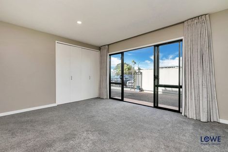 Photo of property in 1a Bournemouth Terrace, Murrays Bay, Auckland, 0630