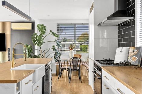 Photo of property in 74 Campbell Street, Leamington, Cambridge, 3432