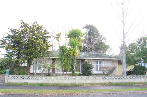 Photo of property in 12 Mcdowall Place, Queenwood, Hamilton, 3210