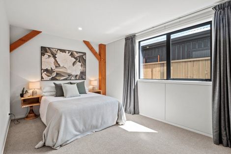 Photo of property in 10 Rushland Road, Jacks Point, 9371