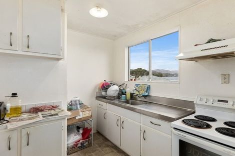 Photo of property in 7/19 Pirie Crescent, Moera, Lower Hutt, 5010