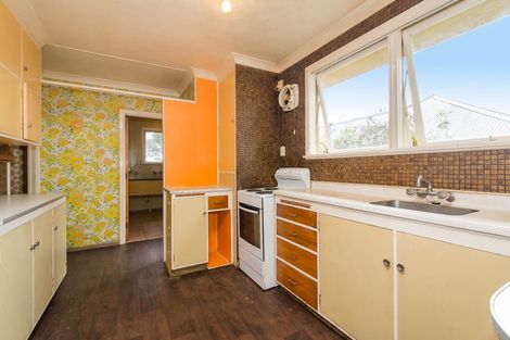 Photo of property in 98 Wharf Road, Te Atatu Peninsula, Auckland, 0610