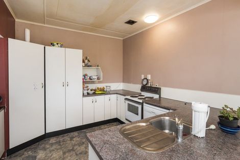 Photo of property in 82 Derby Street, Feilding, 4702