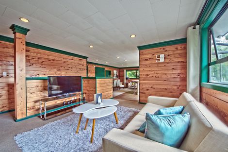 Photo of property in 40 Wood Bay Road, Titirangi, Auckland, 0604