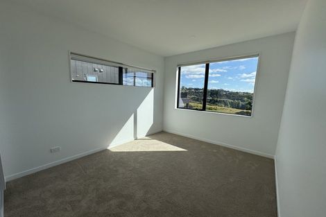 Photo of property in 32 Ridgehill Rise, Flat Bush, 2019