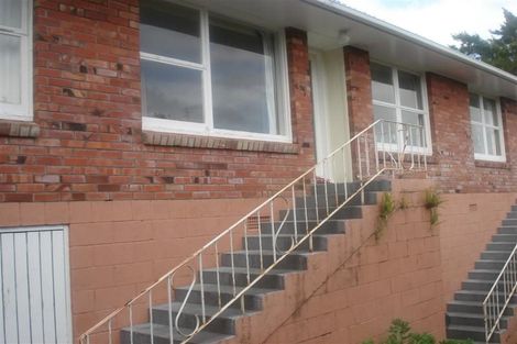 Photo of property in 2/11 Arcadia Crescent, Bayview, Auckland, 0629