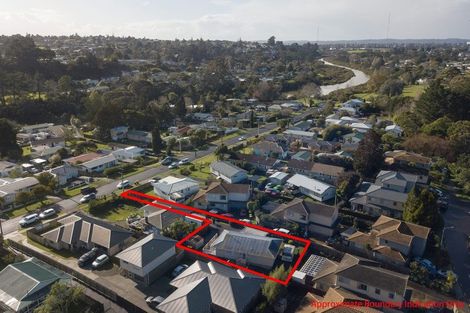 Photo of property in 41a Woodside Road, Massey, Auckland, 0614