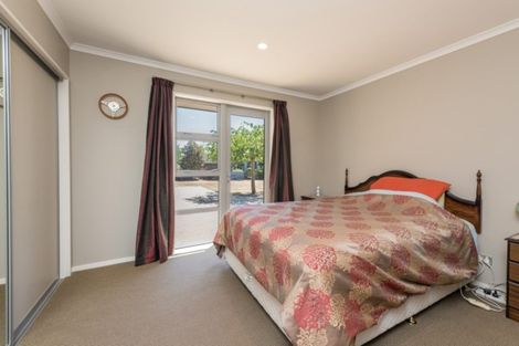 Photo of property in 15 Aratia Way, Richmond, 7020