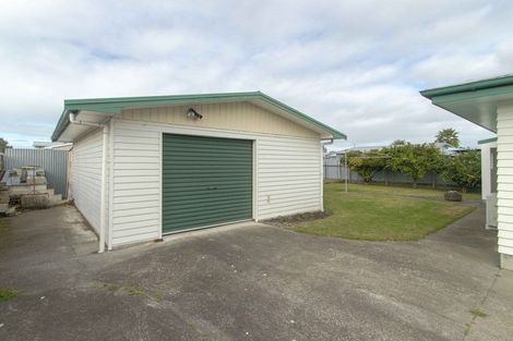 Photo of property in 19 Fife Crescent, Tamatea, Napier, 4112