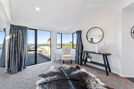 Photo of property in 6 Elsfield Place, Torbay, Auckland, 0630