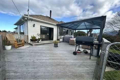 Photo of property in 15 Skerries Street, Outram, 9019
