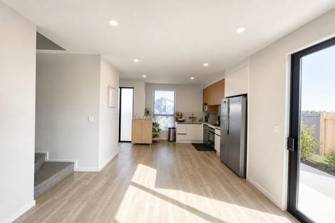 Photo of property in 32 Puwha Street, Massey, Auckland, 0614
