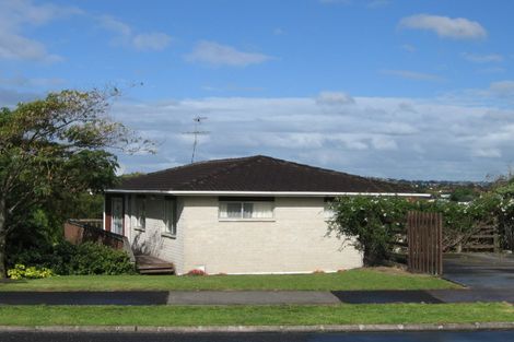 Photo of property in 21 Regia Close, Half Moon Bay, Auckland, 2012