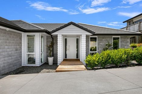 Photo of property in 22 Ballintoy Park Drive, Welcome Bay, Tauranga, 3175