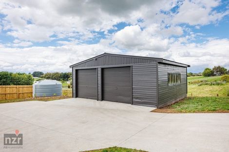 Photo of property in 100 Hastings Street, Halcombe, 4779