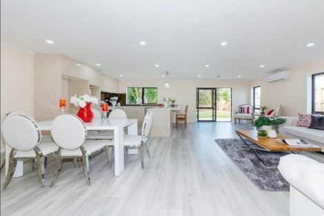 Photo of property in 22a Kamara Road, Glen Eden, Auckland, 0602