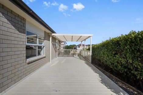 Photo of property in 231 Jeffs Road, Flat Bush, Auckland, 2016