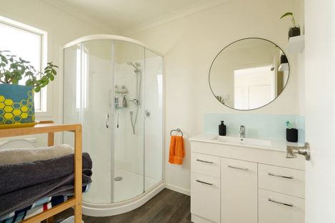 Photo of property in 331 Franklin Road, Paparoa, 0571