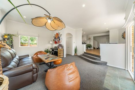 Photo of property in 7 Carlow Grove, Birchville, Upper Hutt, 5018