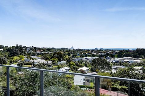 Photo of property in 5 Hillcrest Street, Glen Avon, New Plymouth, 4312