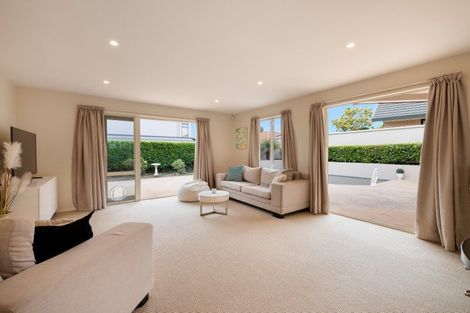 Photo of property in 2 Sissinghurst Court, Bethlehem, Tauranga, 3110