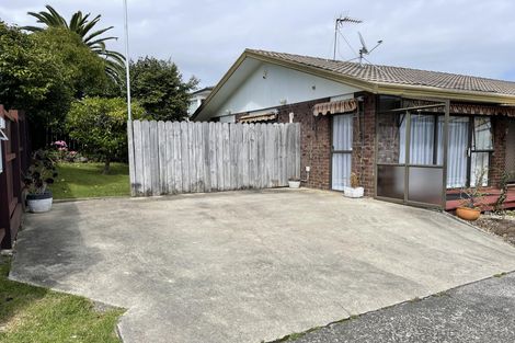 Photo of property in 1/123 Prince Regent Drive, Half Moon Bay, Auckland, 2012