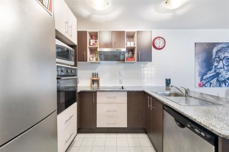 Photo of property in 6l/17 Crown Lynn Place, New Lynn, Auckland, 0600