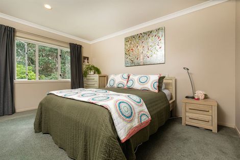 Photo of property in 28 Admirals Court Drive, Greenhithe, Auckland, 0632