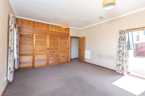 Photo of property in 11 Windsor Terrace, Durie Hill, Whanganui, 4500