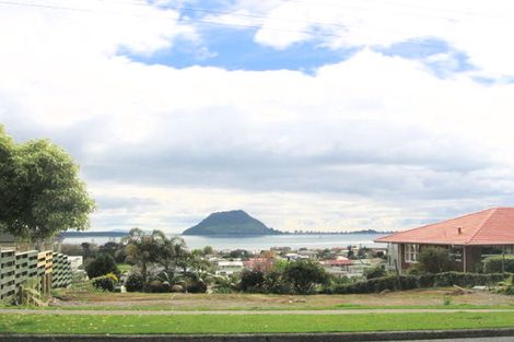 Photo of property in 2/26 Pillans Road, Otumoetai, Tauranga, 3110