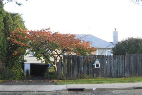 Photo of property in 127 Alexander Road, Raumati Beach, Paraparaumu, 5032