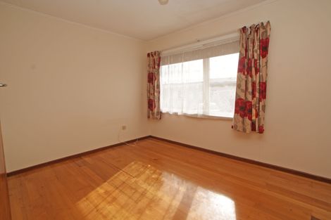 Photo of property in 1/2 Archibald Road, Kelston, Auckland, 0602