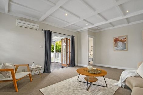 Photo of property in 5 Alice Street, Riverhead, 0820