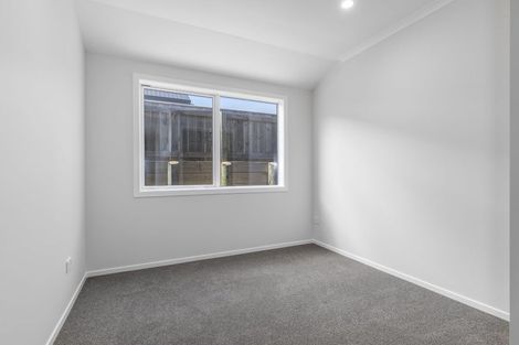 Photo of property in 11 Karearea Avenue, Waikanae, 5036