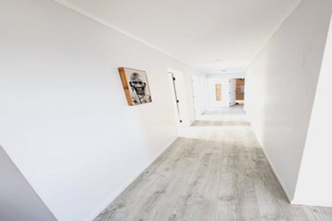 Photo of property in 1 Mohua Street, Waikanae, 5036