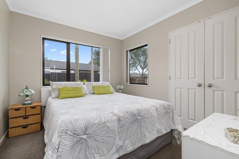 Photo of property in 9 Woodcroft Way, Pukekohe, 2120