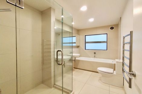 Photo of property in 10a Waterloo Road, Milford, Auckland, 0620