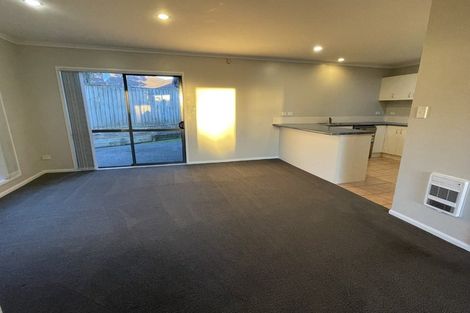 Photo of property in 9 Anrath Close, East Tamaki, Auckland, 2016