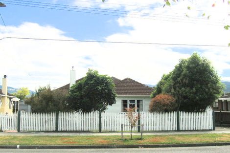 Photo of property in 22 Wilford Street, Wallaceville, Upper Hutt, 5018